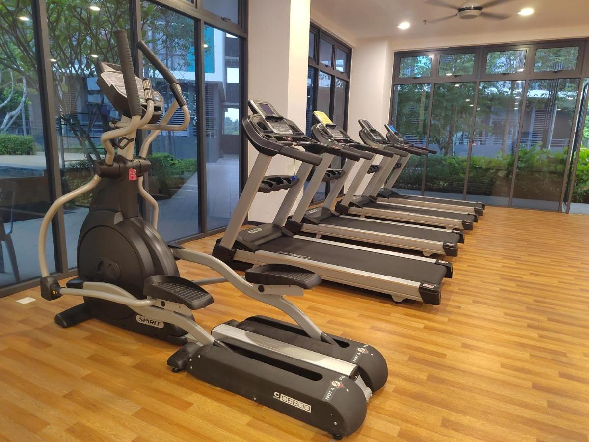 Studio Suite Homestay Klia Sepang Esterno foto